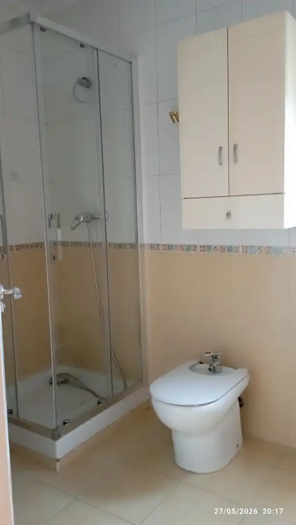 Baño de Casa adosada de alquiler en Zamora Capital  con Calefacción, Terraza y Trastero