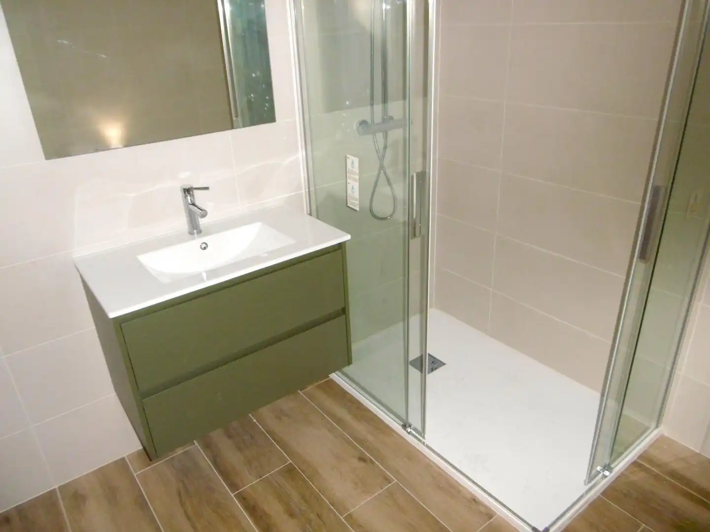 Badezimmer von Erdgeschoss zum Verkauf in Valladolid mit Klimaanlage und Heizung