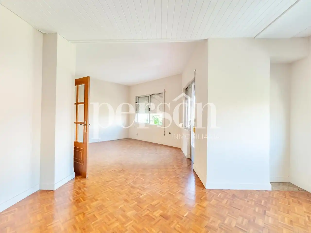 Living room of Flat for sale in Valencia  with Parquet flooring and Balcony