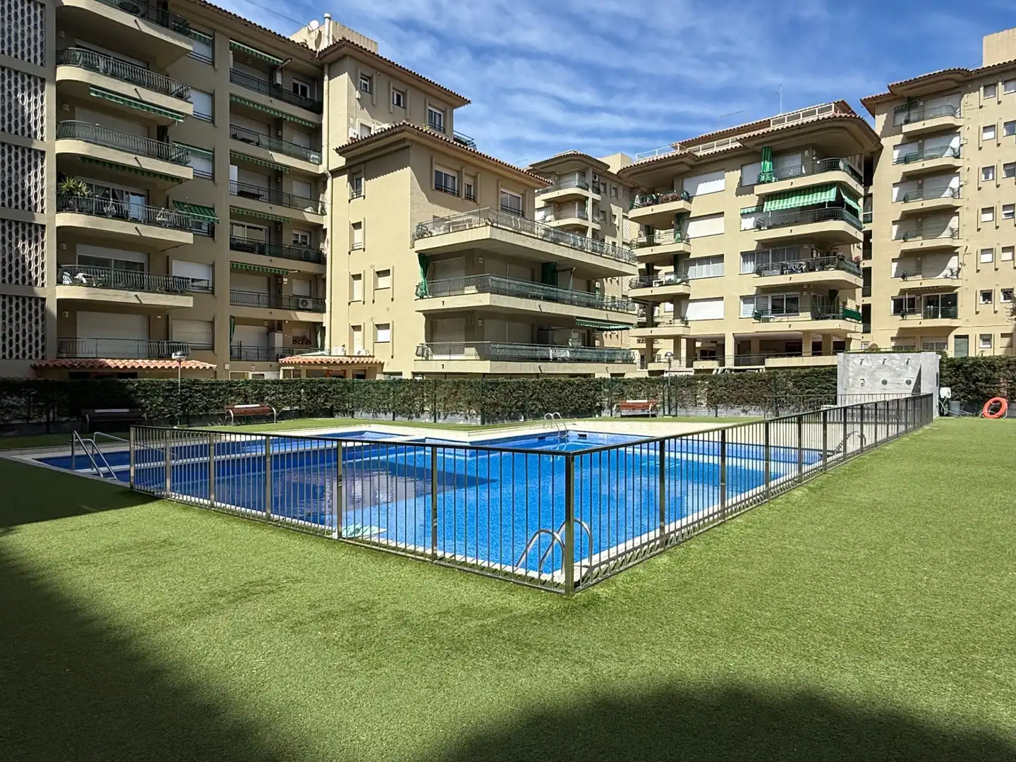 Swimming pool of Apartments for sale in Castell d'Aro, Platja d'Aro i s'Agaró  with Air Conditioner, Heating and Terrace