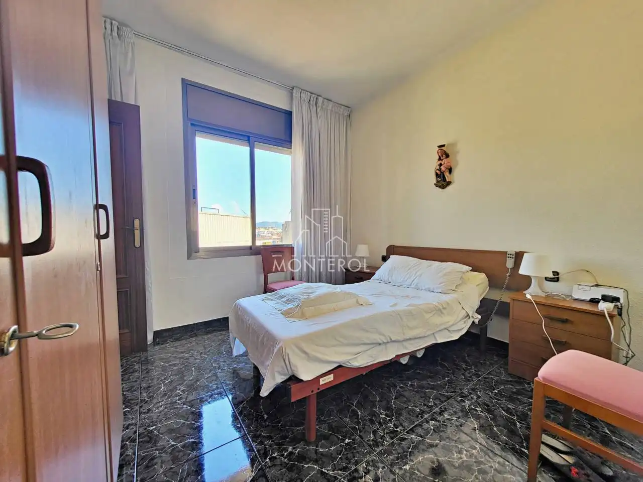 Bedroom of Flat for sale in Barcelona  with Balcony