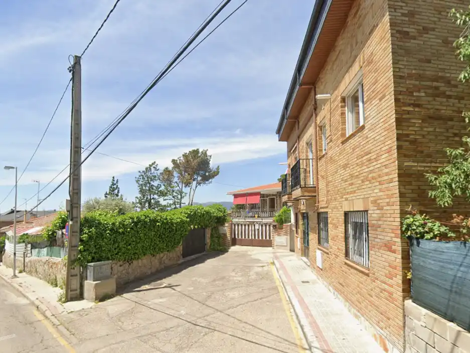 Vista exterior de Pis en venda en Colmenarejo