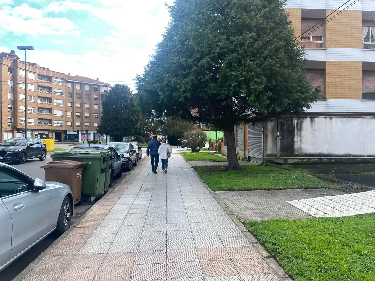 Exterior view of Flat for sale in Lena  with Balcony