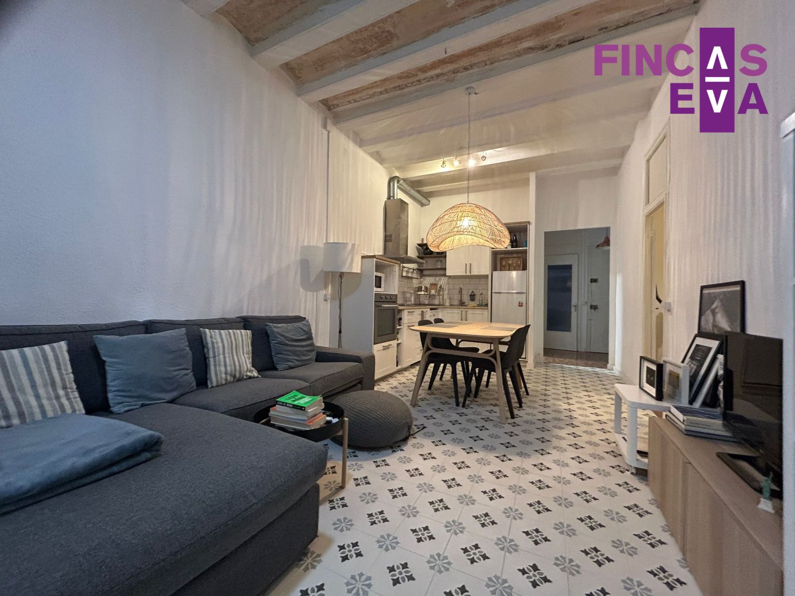 Living room of Flat for sale in  Barcelona Capital  with Balcony