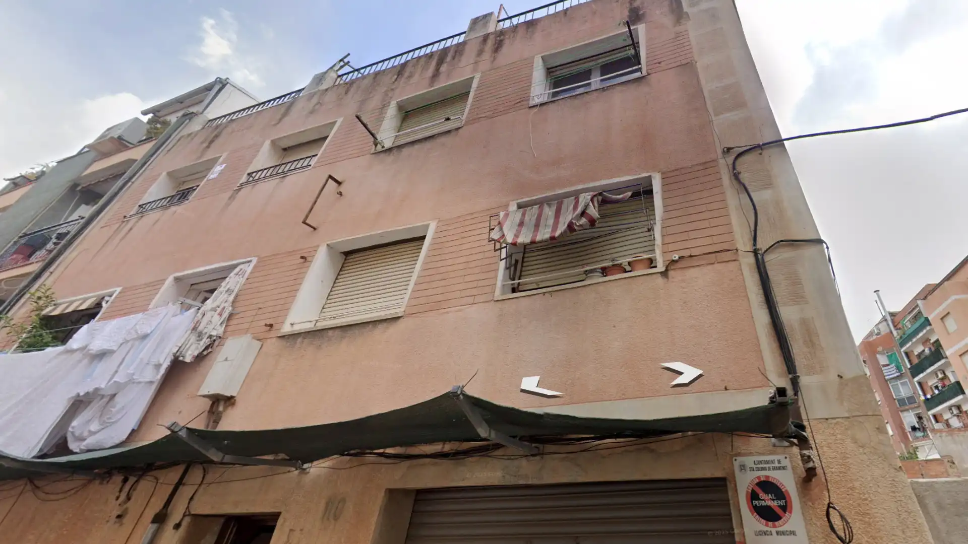 Exterior view of Flat for sale in Santa Coloma de Gramenet