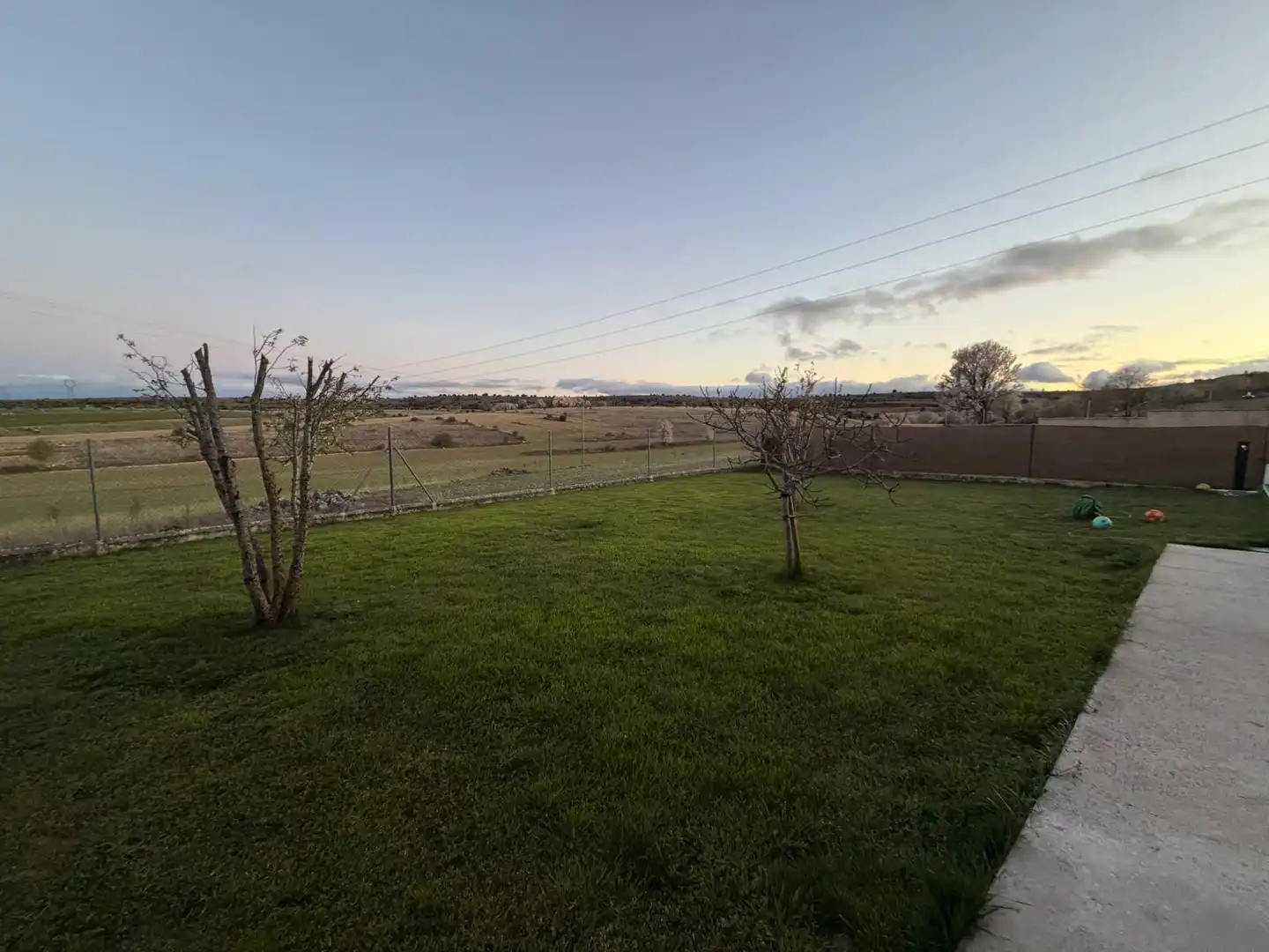 Casa adosada en venda en Urueñas amb Calefacció, Jardí privat i Terrassa