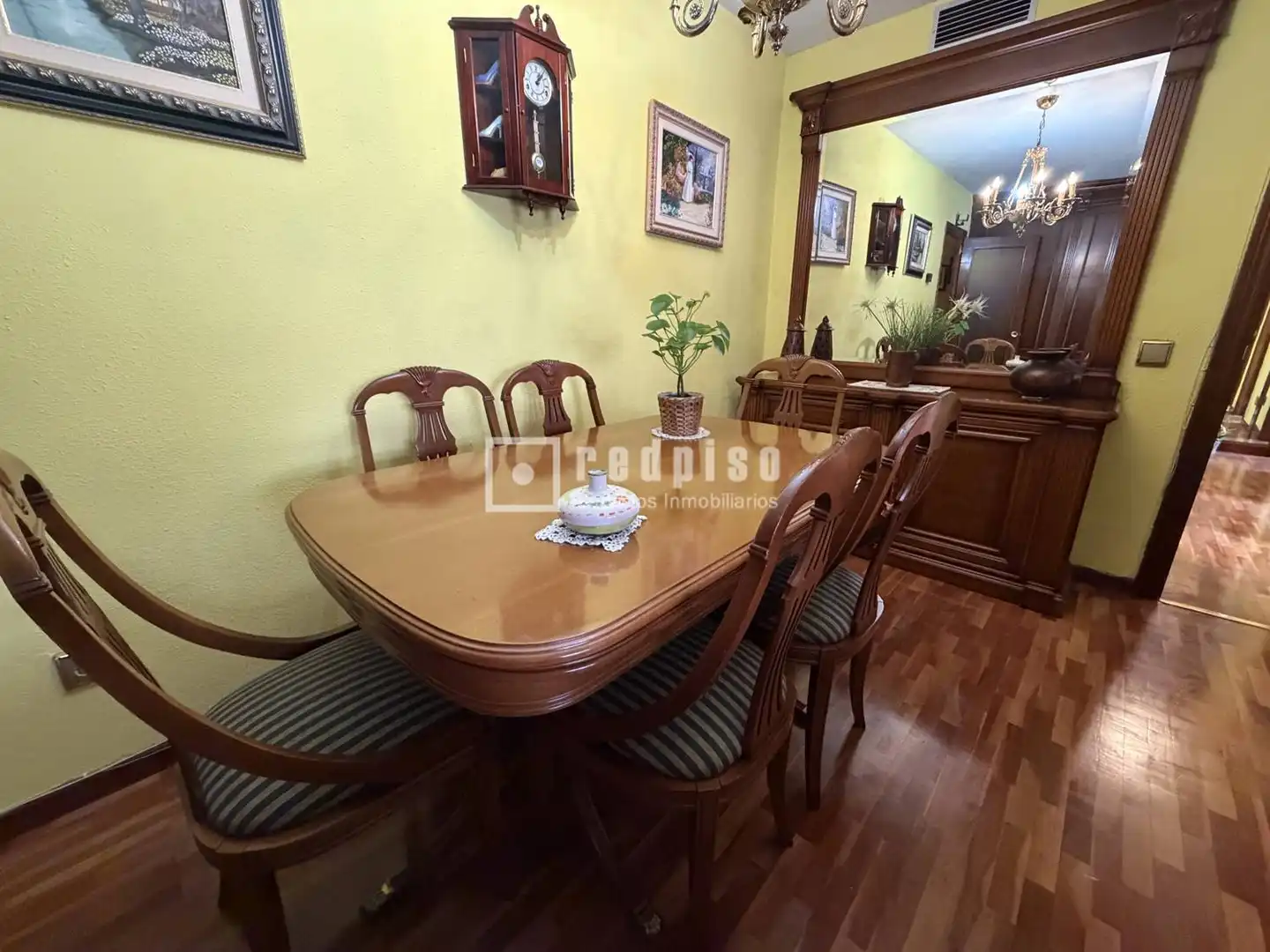 Comedor de Piso en venta en Madrid con Calefacción, Parquet y Terraza