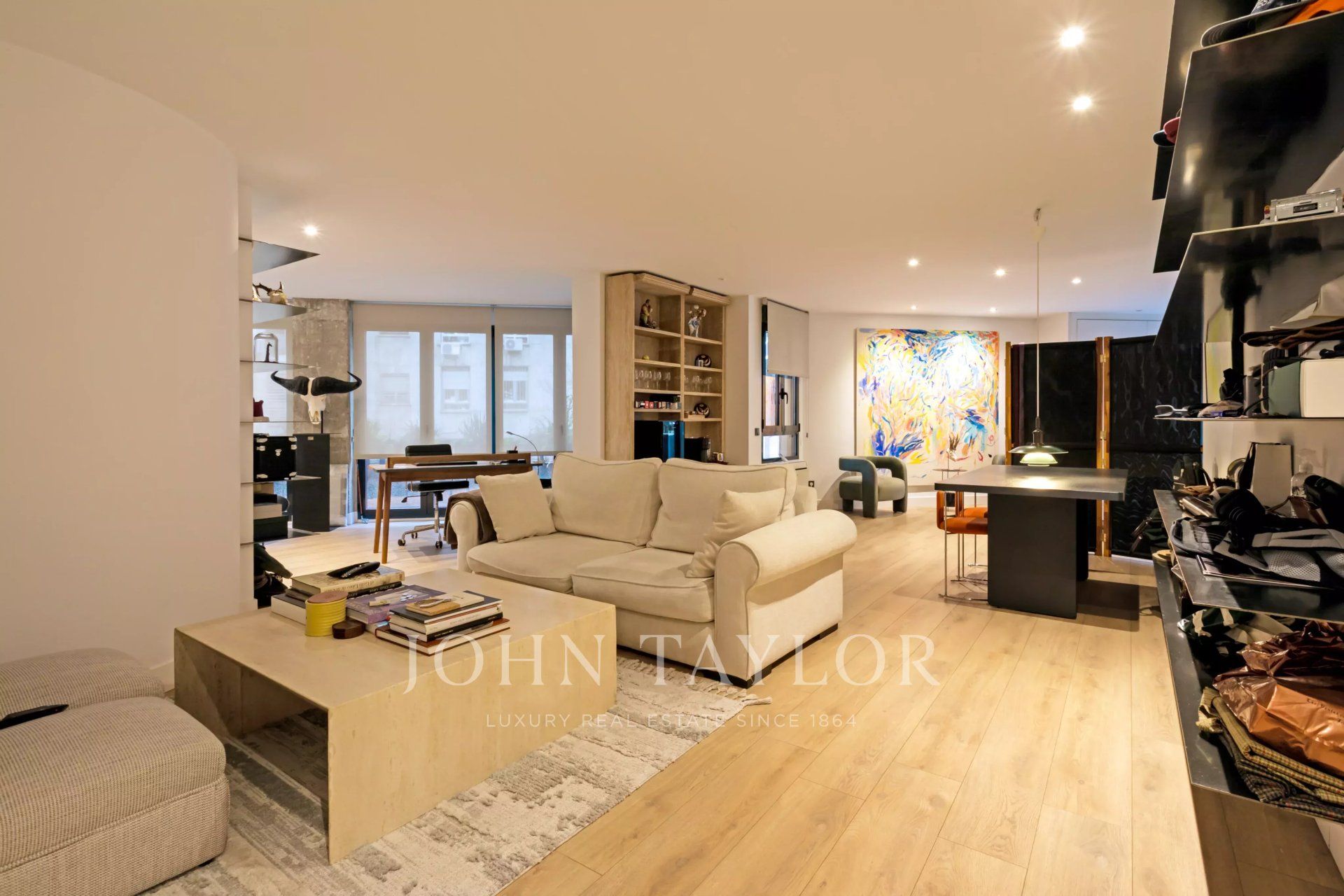 Flat for sale in Nueva España, Chamartín