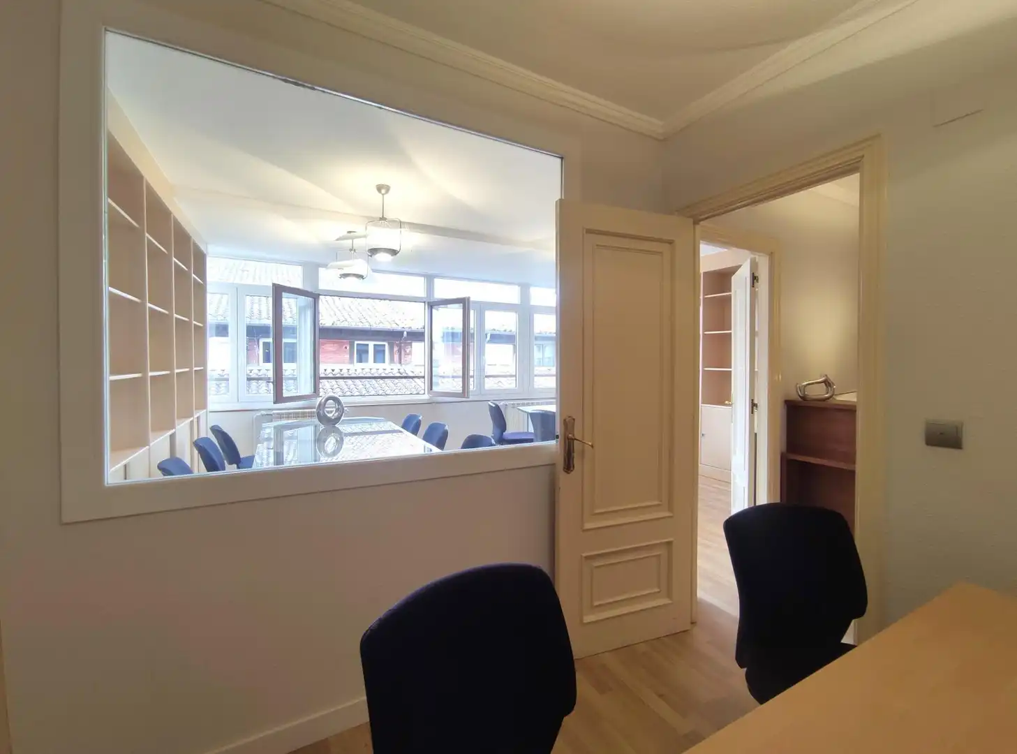 Dining room of Office for rent in Burgos