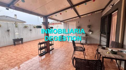 Foto 3 de Casa adosada en venda a Calle Alhelí, San Gonzalo, Linares