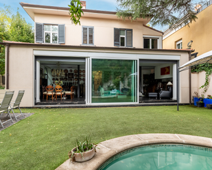 Jardí de Casa o xalet en venda en  Madrid Capital amb Aire condicionat, Calefacció i Jardí privat