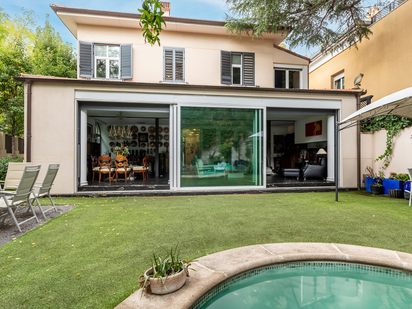 Jardí de Casa o xalet en venda en  Madrid Capital amb Aire condicionat, Calefacció i Jardí privat