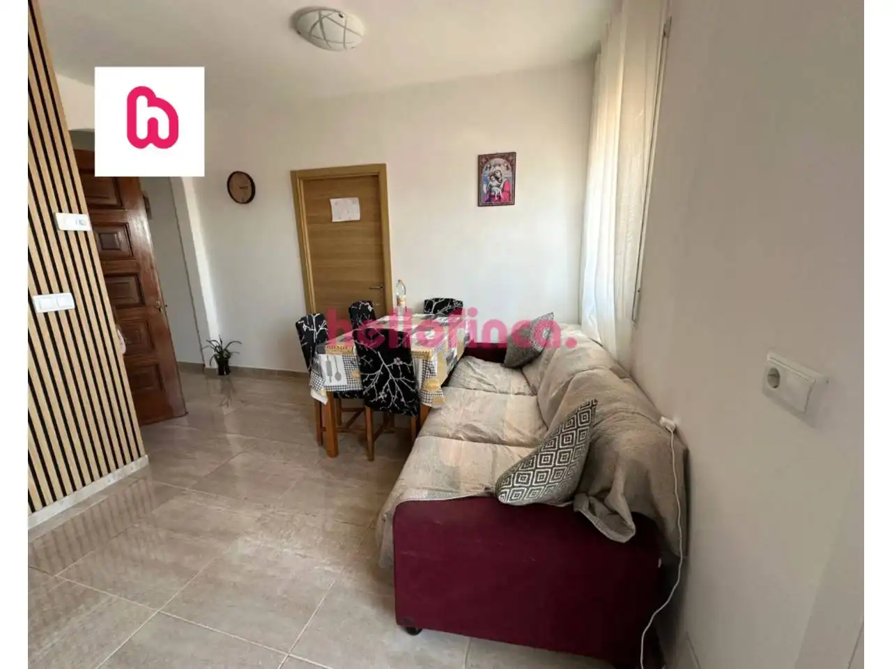 Dormitori de Casa adosada en venda en Sant Pere de Torelló amb Calefacció, Terrassa i Alarma