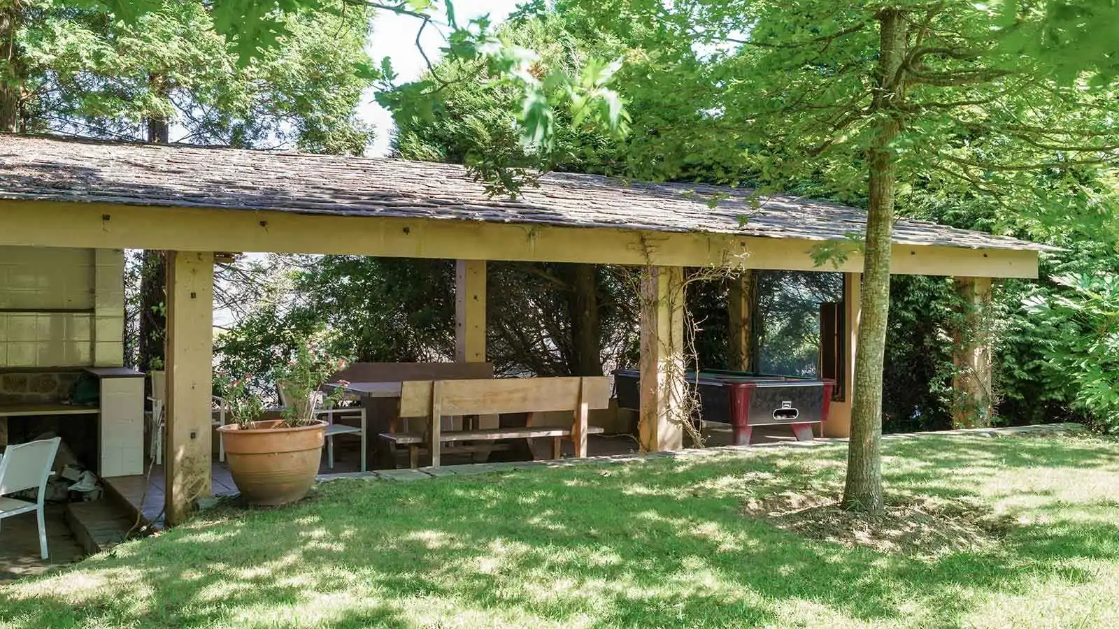 Terraza de Casa o chalet en venta en Oleiros con Calefacción, Jardín privado y Parquet
