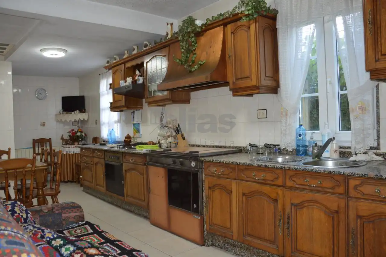 Cocina de Casa o chalet en venta en Zas con Calefacción, Jardín privado y Amueblado