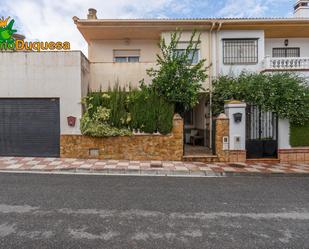 Vista exterior de Casa adosada en venda en Ventas de Huelma amb Terrassa i Balcó