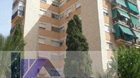 Foto 4 de Piso en venta en Cuatrocientas Viviendas, Alicante / Alacant
