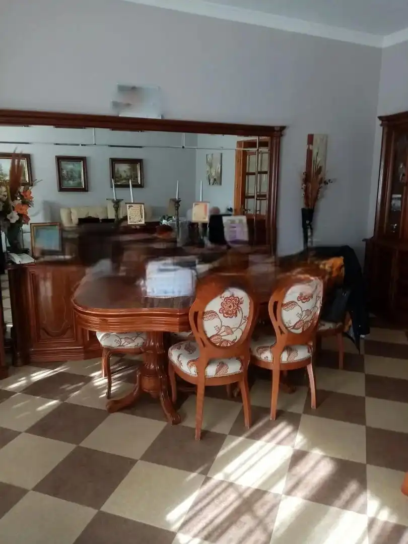 Menjador de Casa o xalet en venda en Córdoba amb Aire condicionat, Piscina i Moblat