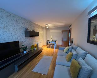 Living room of Attic for sale in Terrassa  with Air Conditioner, Heating and Parquet flooring