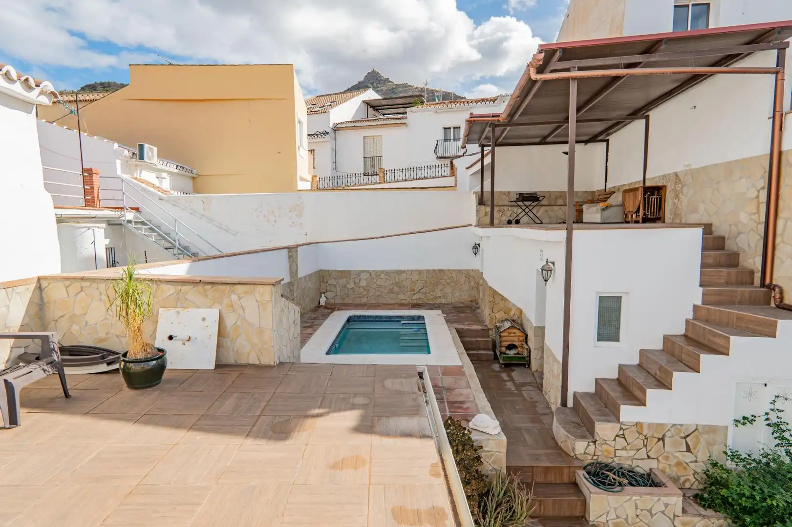 Exterior view of Houses for sale in Pizarra  with Terrace, Swimming Pool and Balcony