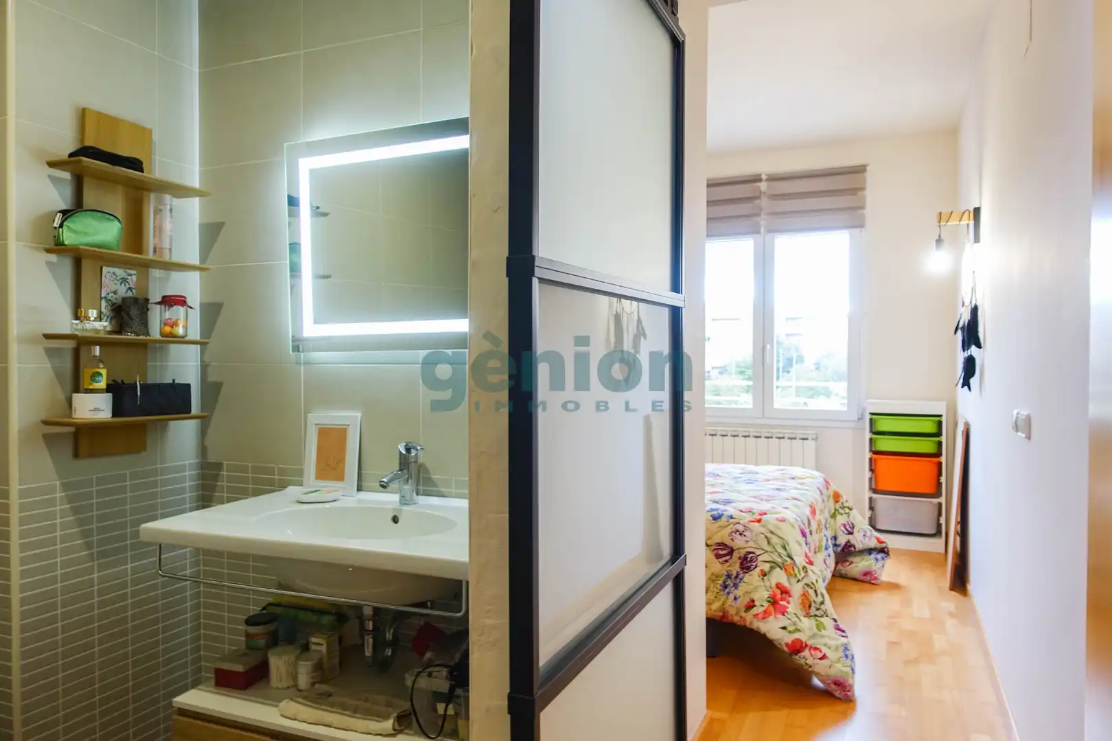 Baño de Piso en venta en Girona con Aire acondicionado, Calefacción y Terraza