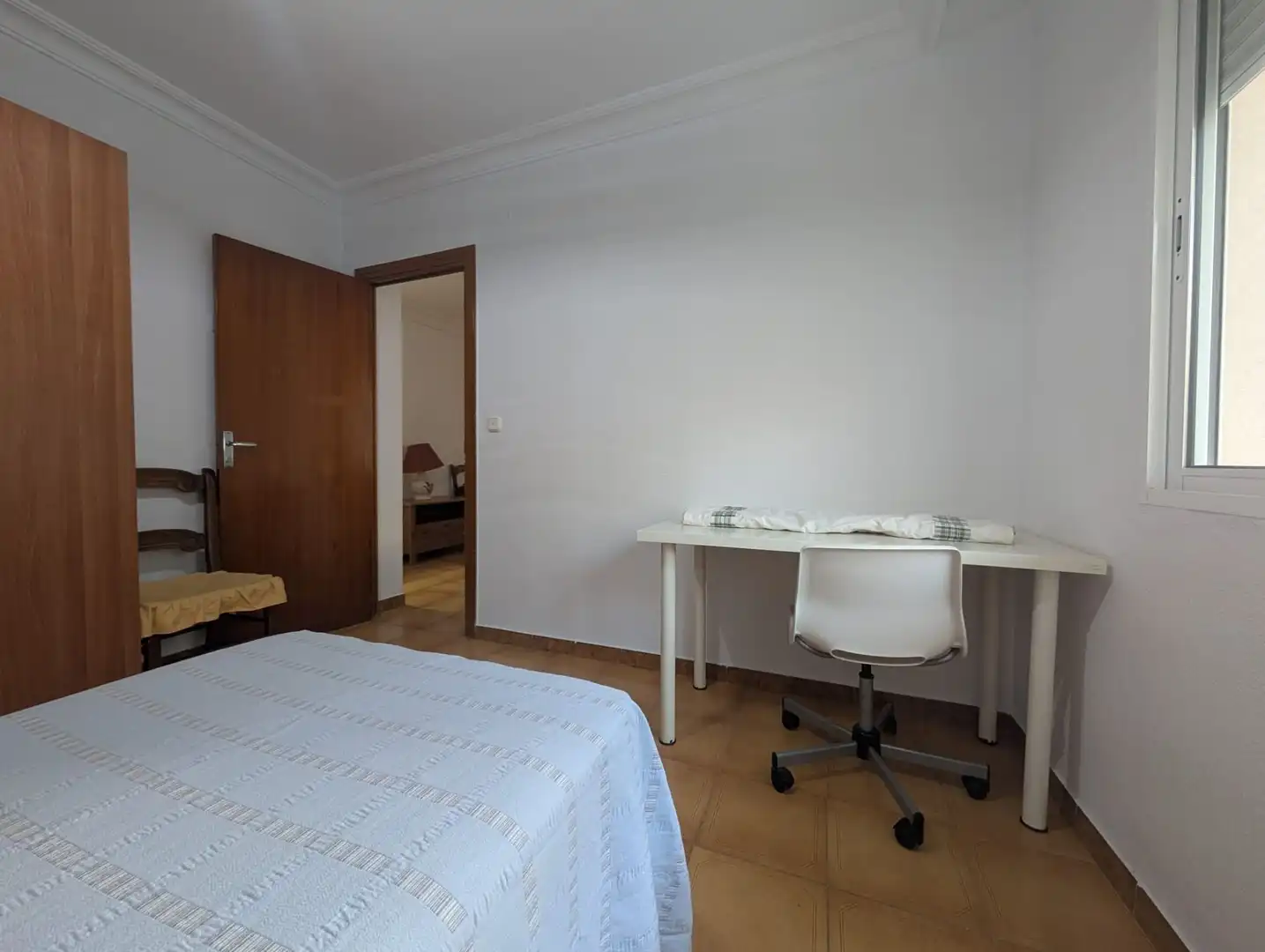 Habitación de Piso en venta en Huelva con Aire acondicionado
