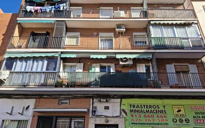 Exterior view of Flat for sale in  Madrid Capital  with Air Conditioner and Furnished