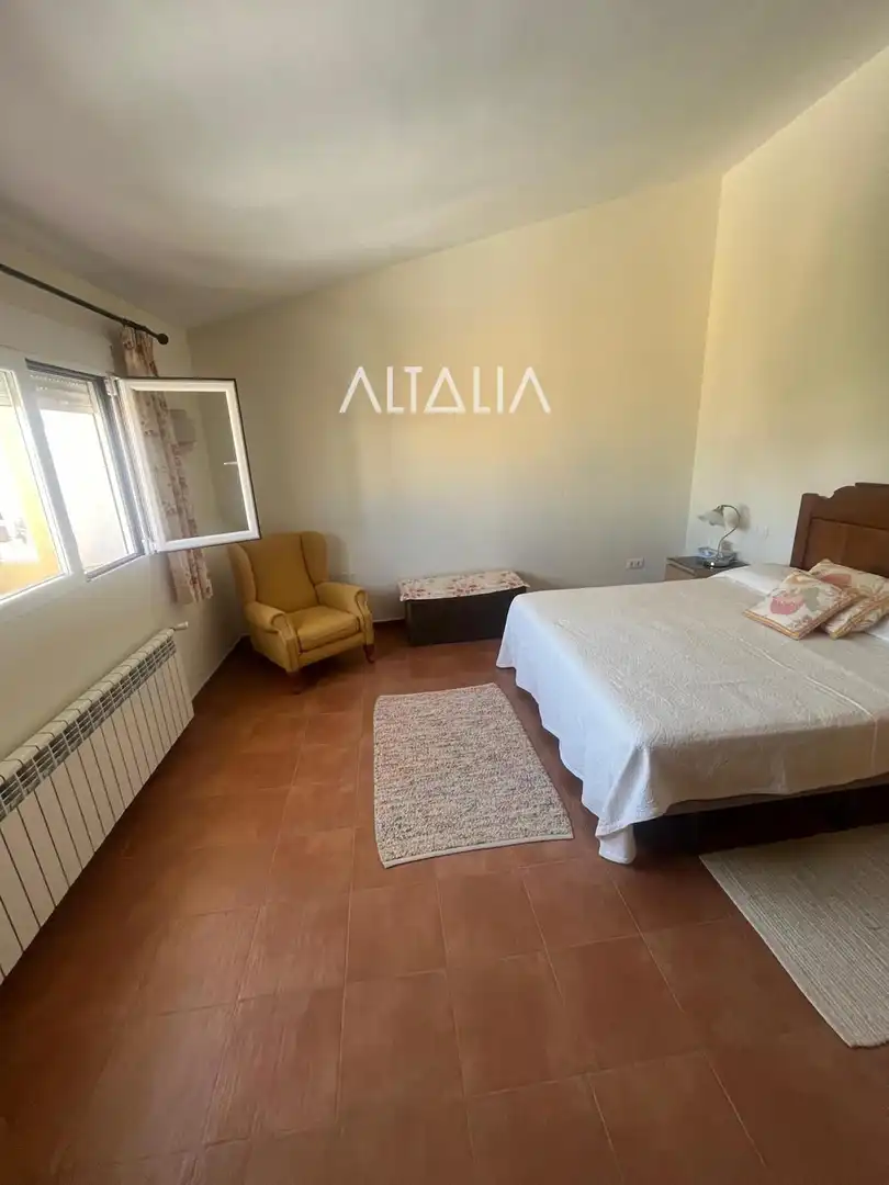 Dormitori de Casa o xalet en venda en Torrejoncillo del Rey amb Calefacció, Terrassa i Alarma