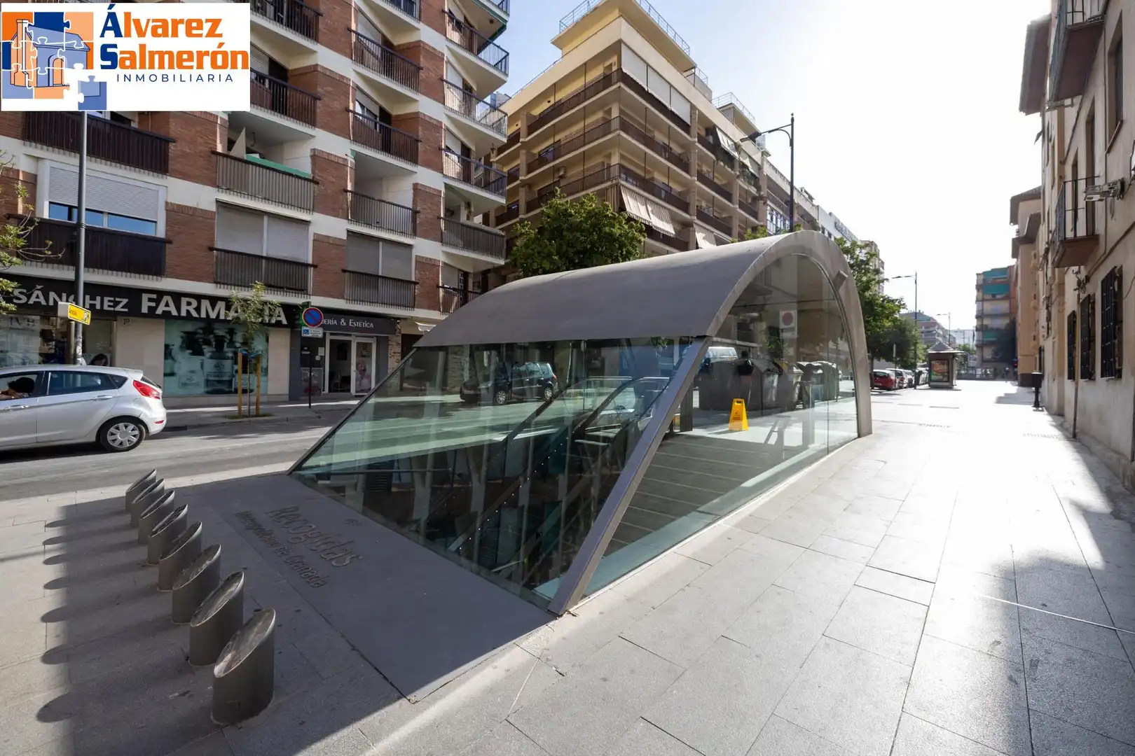 Außenansicht von Wohnung zur Miete in Granada mit Heizung, Terrasse und Möbliert