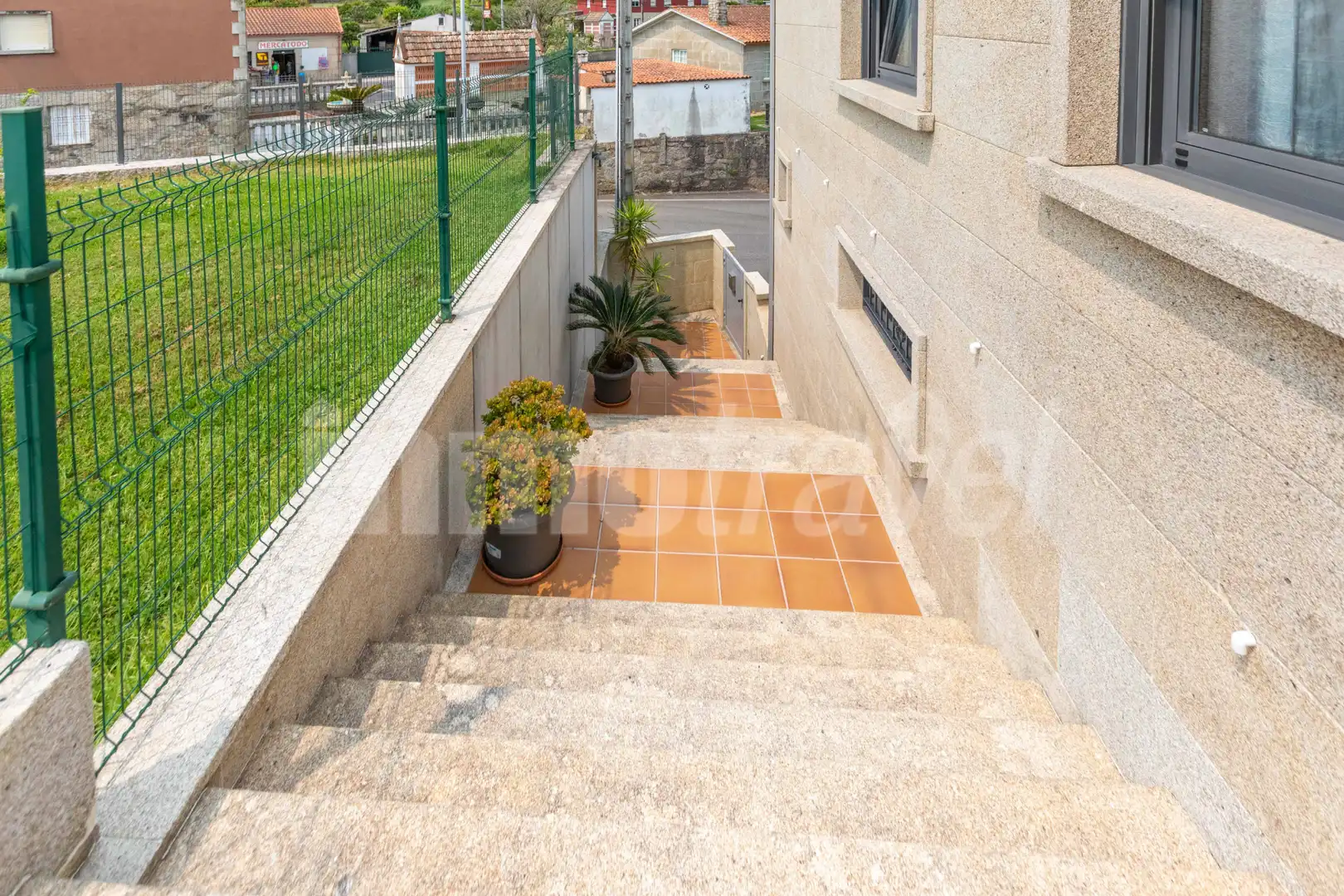 Vista exterior de Casa o chalet en venta en Sanxenxo con Calefacción, Jardín privado y Parquet