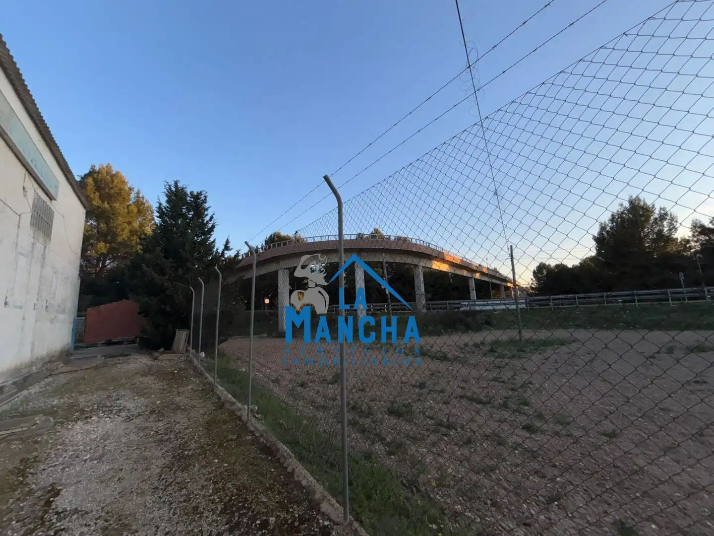 Fabrikhallen zum Verkauf in Albacete