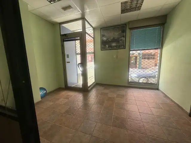 Business premises to rent in Plaza de España