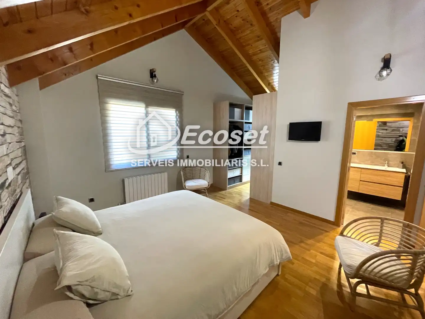 Schlafzimmer von Haus oder Chalet zum Verkauf in Vallirana mit Heizung, Privatgarten und Terrasse