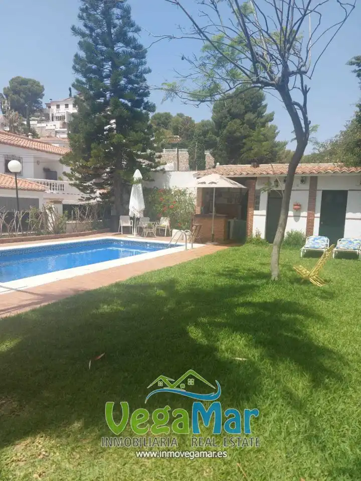 Haus mit Pool zum Verkauf in Campo Velilla