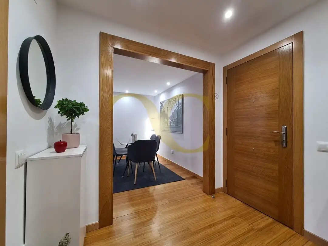 Wohnung zum Verkauf in Oviedo  mit Heizung, Privatgarten und Terrasse