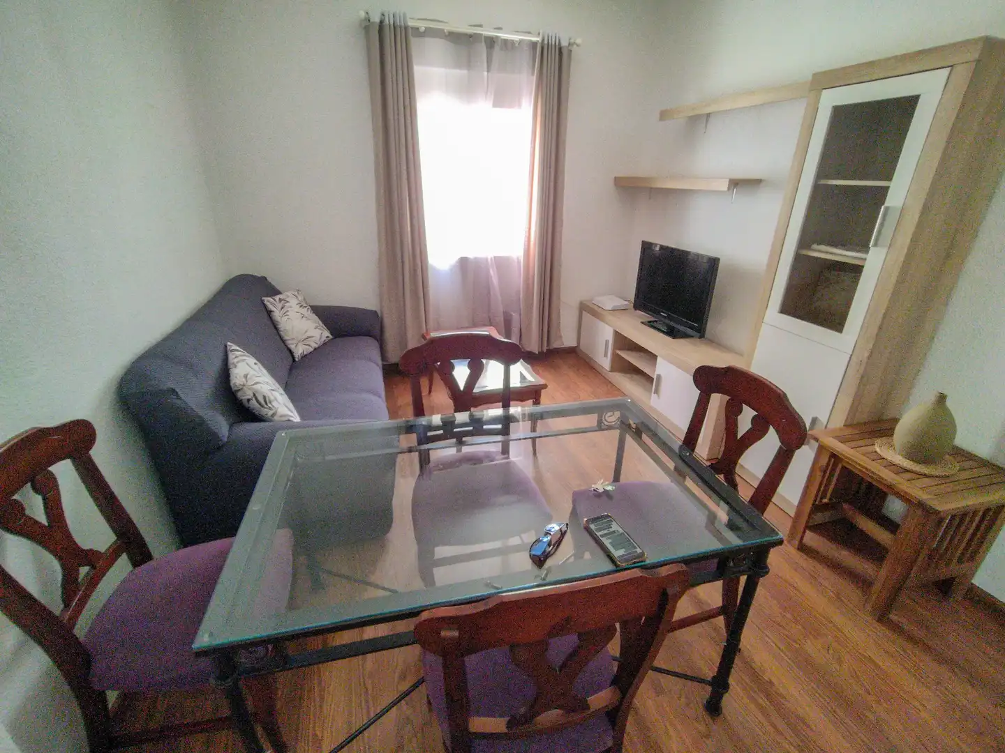 Living room of Flat for rent in Cádiz  with Parquet flooring, Furnished and Oven