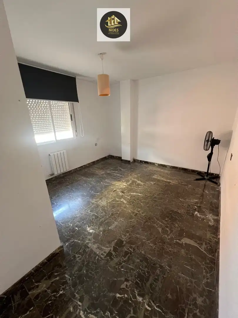 Bedroom of Flat for sale in Jaén  with Heating, Storage room and Balcony