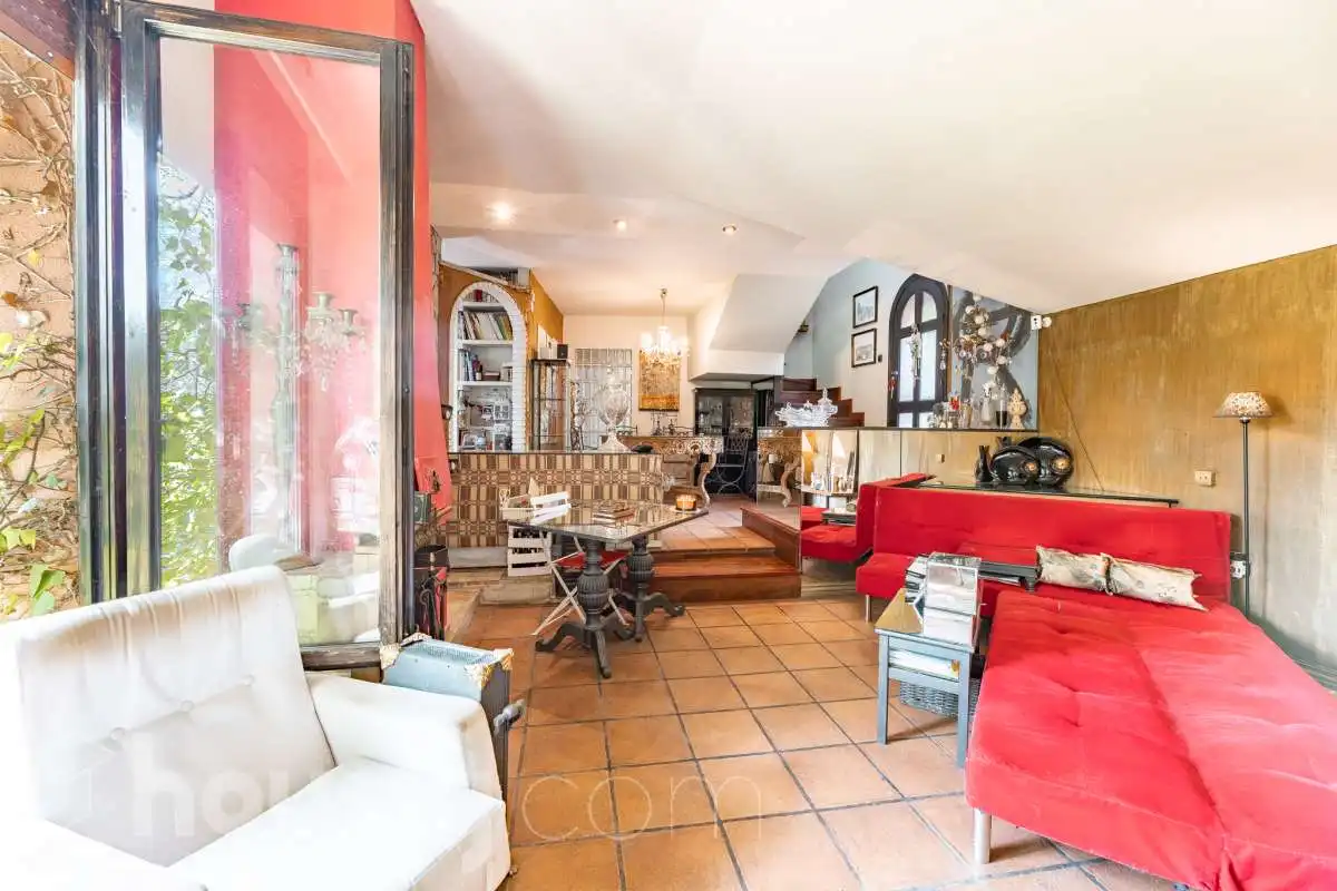 Casa o xalet en venda en Vallirana, Barcelona