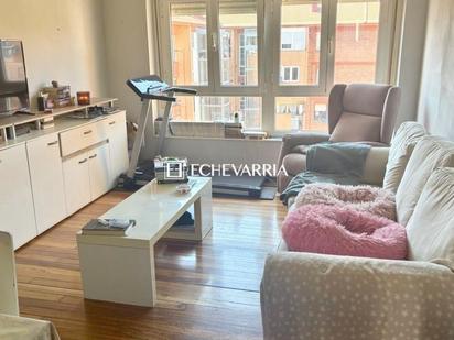 Sala d'estar de Pis en venda en Getxo  amb Calefacció