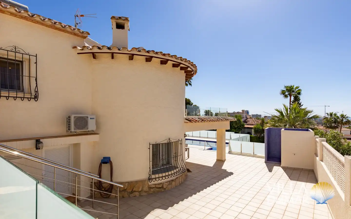 Terrace of Houses for sale in Calpe / Calp  with Air Conditioner, Heating and Private garden