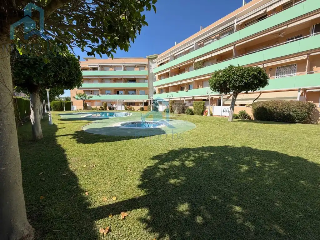 Vista exterior de Planta baixa en venda en La Pobla de Montornès  