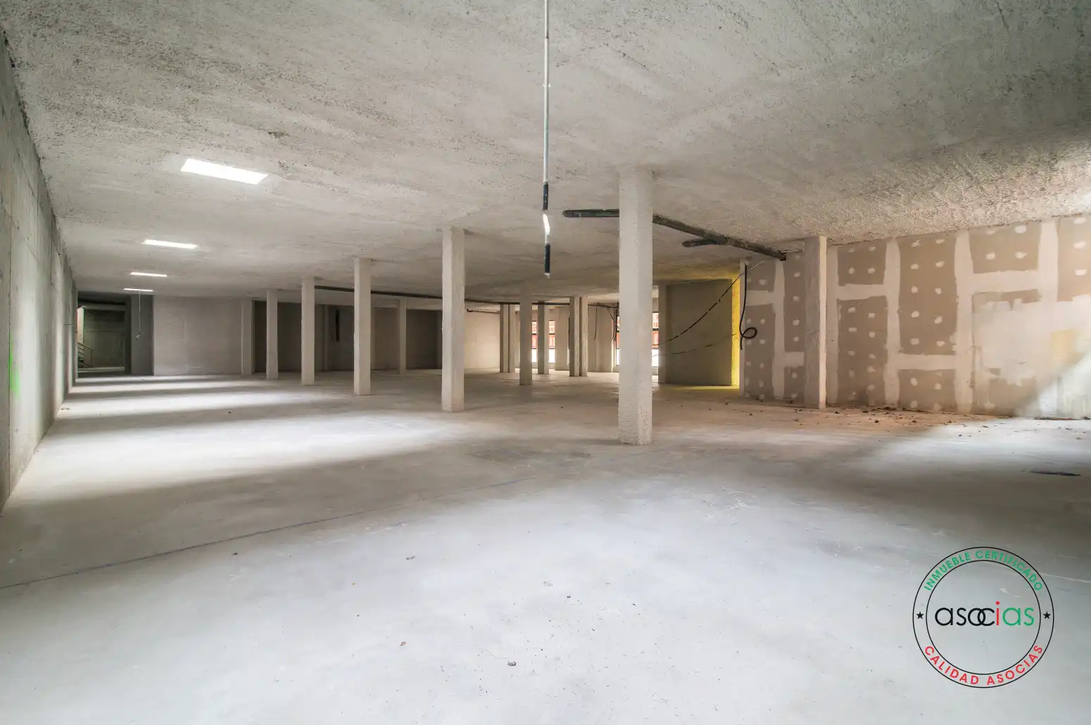 Business premises for sale in Oviedo - Calle La Estrecha 11, imagen 4