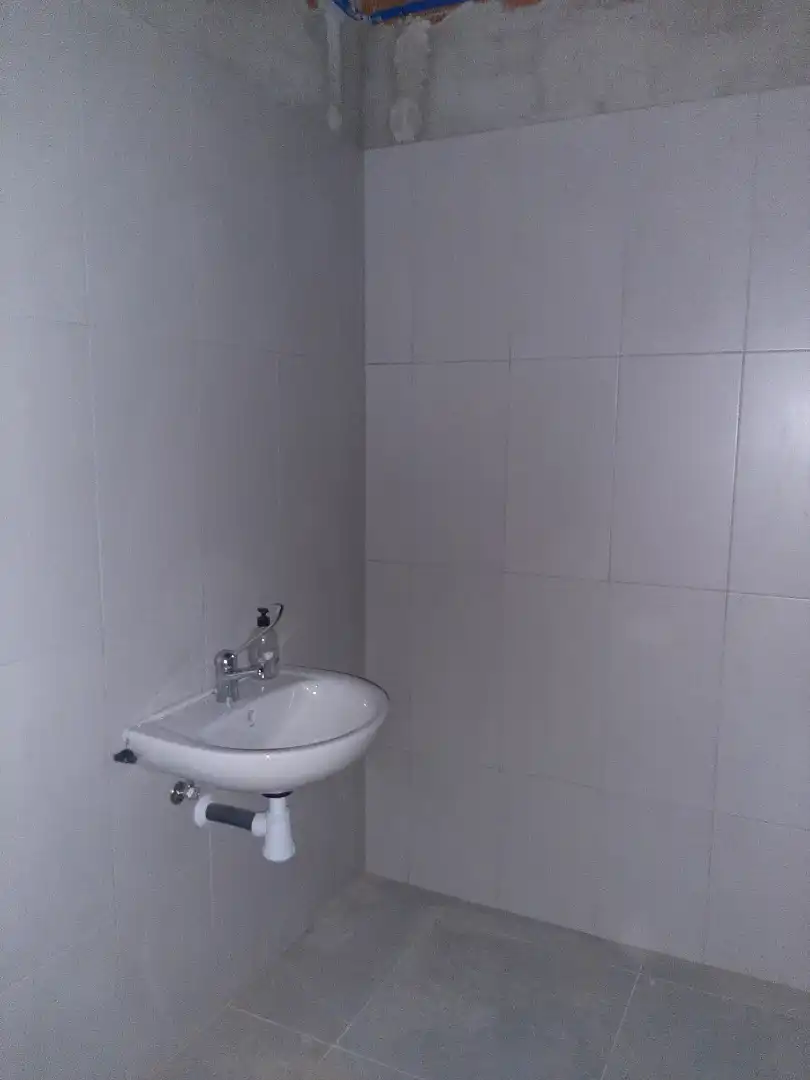 Baño de Local de alquiler en Mataró