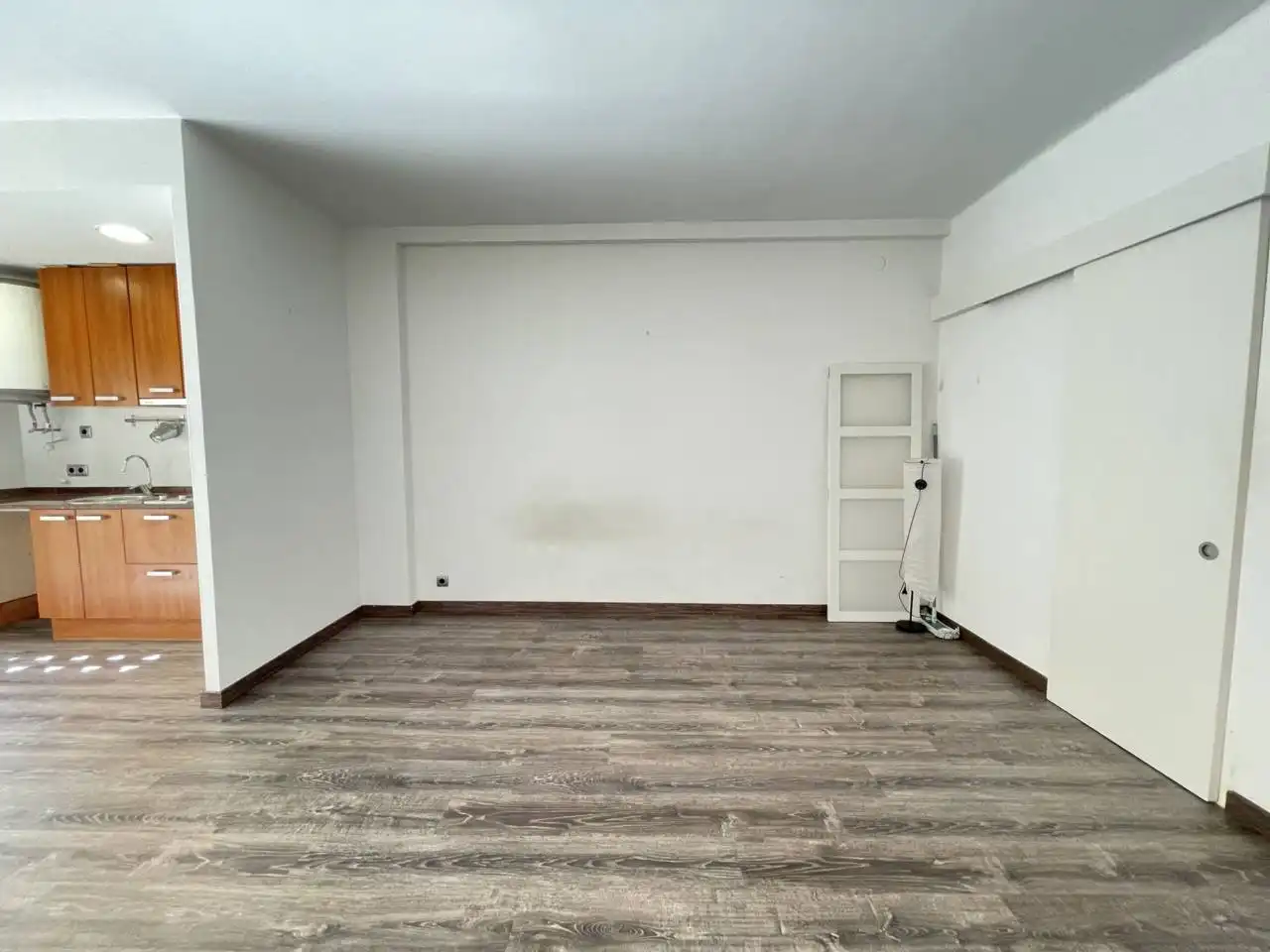 Flat for rent in Barcelona  with Parquet flooring