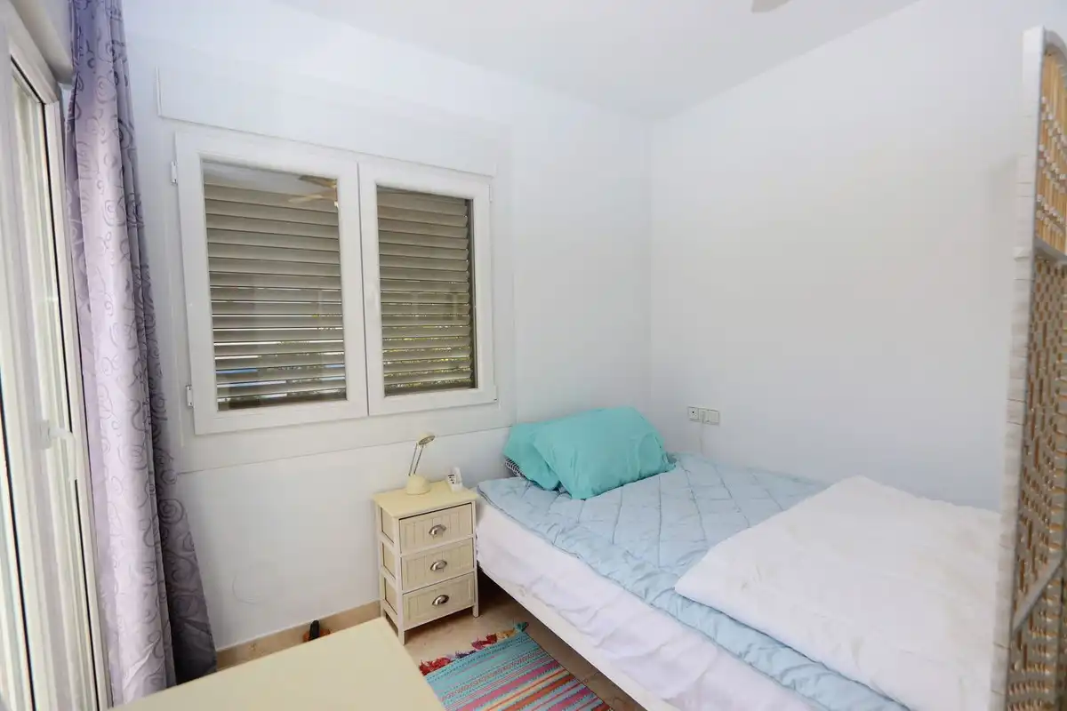 Habitación de Casa o chalet en venta en Alicante / Alacant con Aire acondicionado, Jardín privado y Terraza