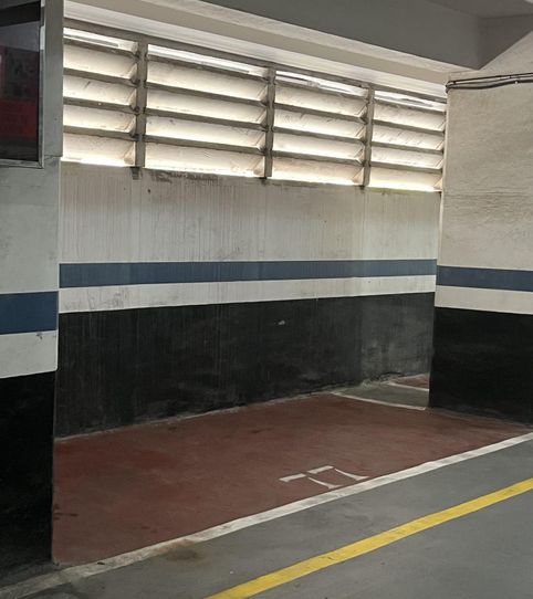 Foto 2 de Garaje en venta en San Vicente, 8, Albia, Bilbao