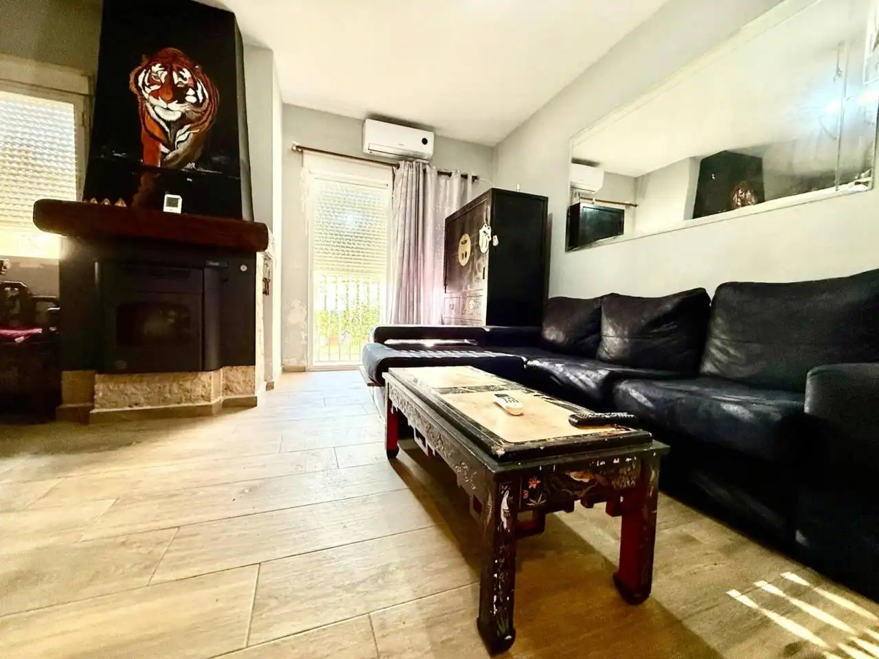 Sala d'estar de Casa adosada en venda en Numancia de la Sagra amb Calefacció i Alarma