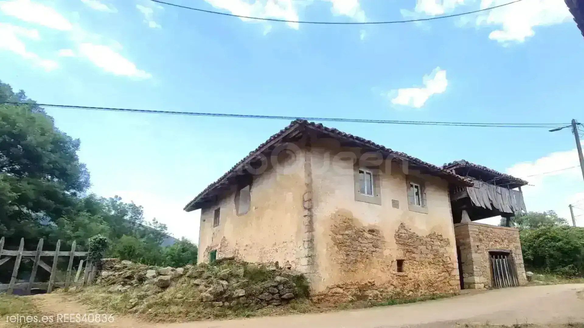 Casa o xalet en venda en Grado amb Calefacció, Jardí privat i Terrassa