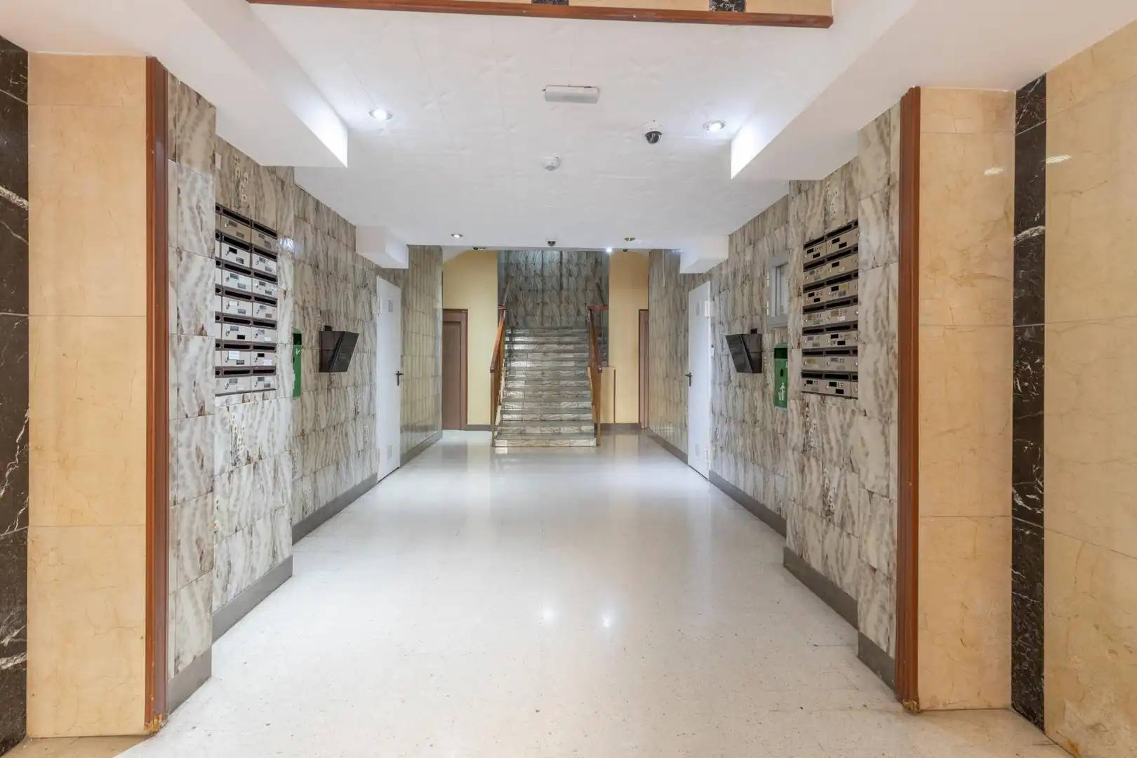 Piso en venta en Granada con Aire acondicionado y Balcón