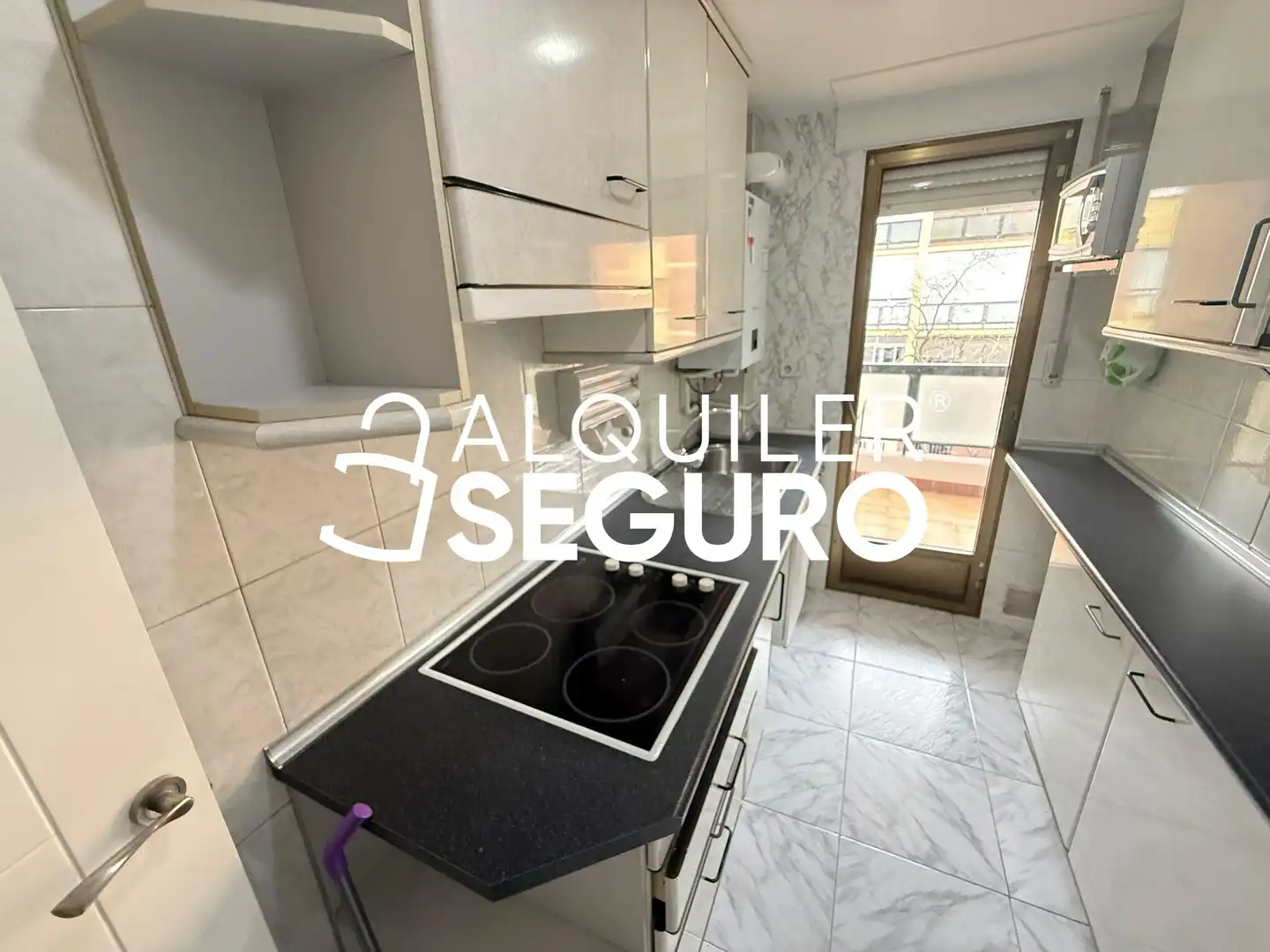Küche von Wohnung zur Miete in Madrid mit Klimaanlage, Heizung und Terrasse